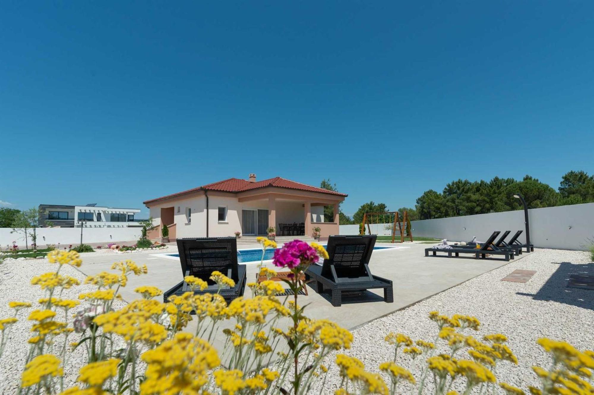 4* Villa First Hill With Heated Pool, Zaton Zaton  Exterior foto